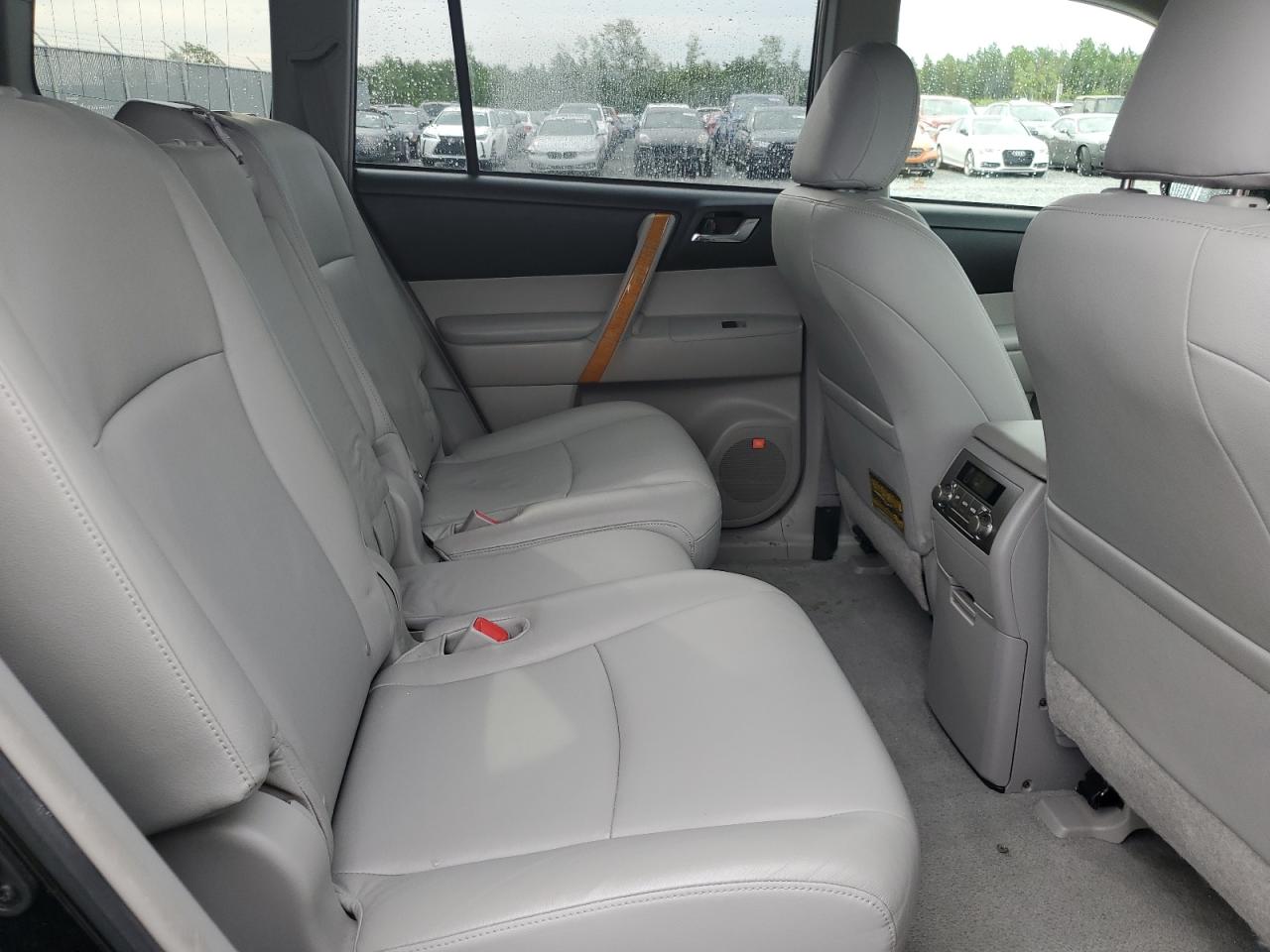 2008 Toyota Highlander Hybrid Limited VIN: JTEEW44AX82020010 Lot: 63789224