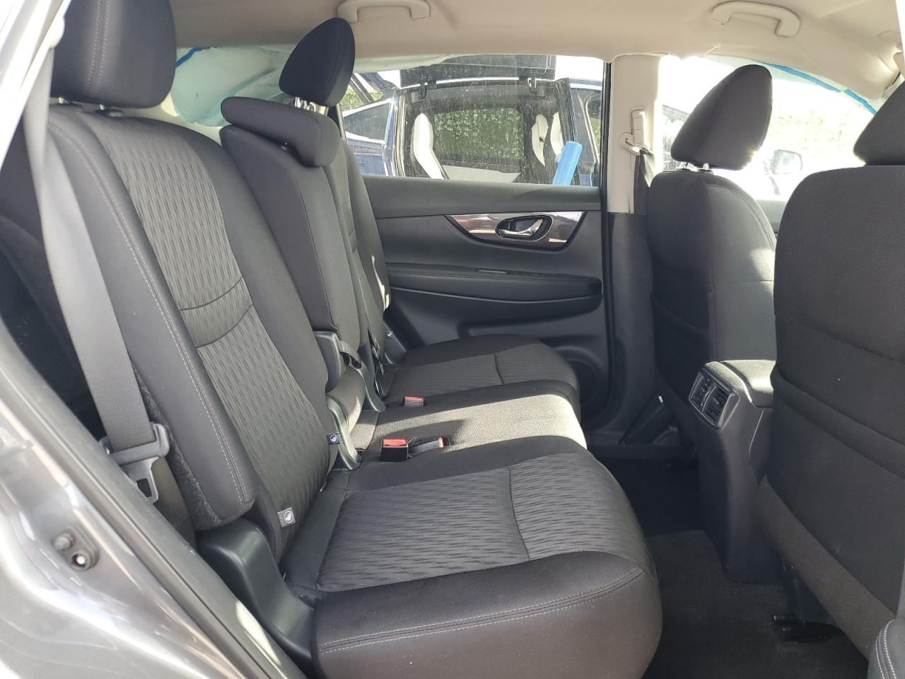 2019 Nissan Rogue S VIN: 5N1AT2MT1KC744005 Lot: 64585224