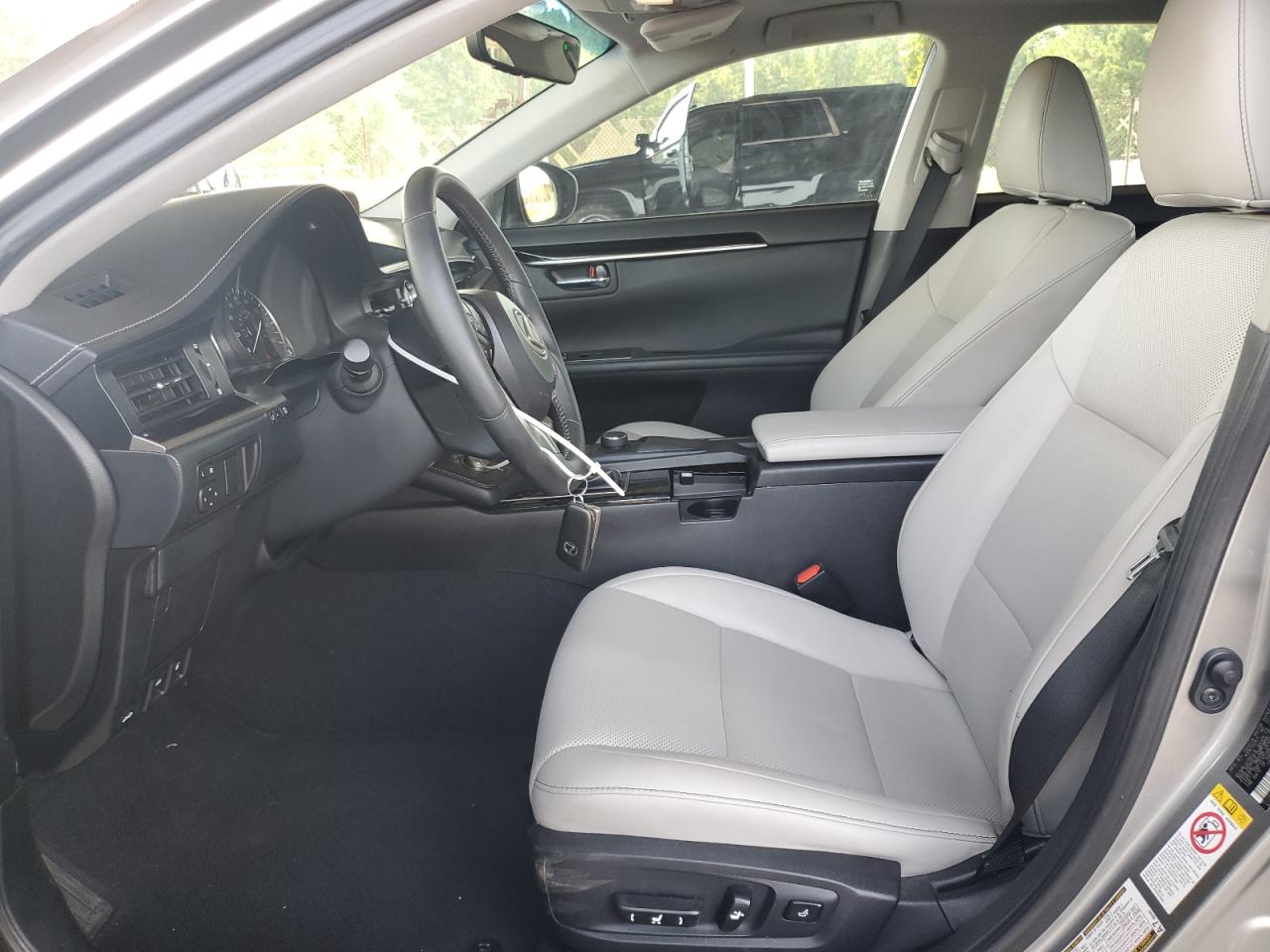 2016 Lexus Es 350 VIN: 58ABK1GG8GU012884 Lot: 62750344