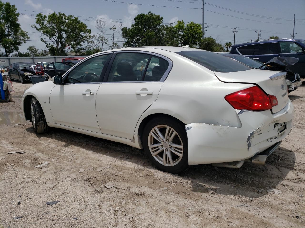 2015 Infiniti Q40 VIN: JN1CV6AP2FM501070 Lot: 62293074