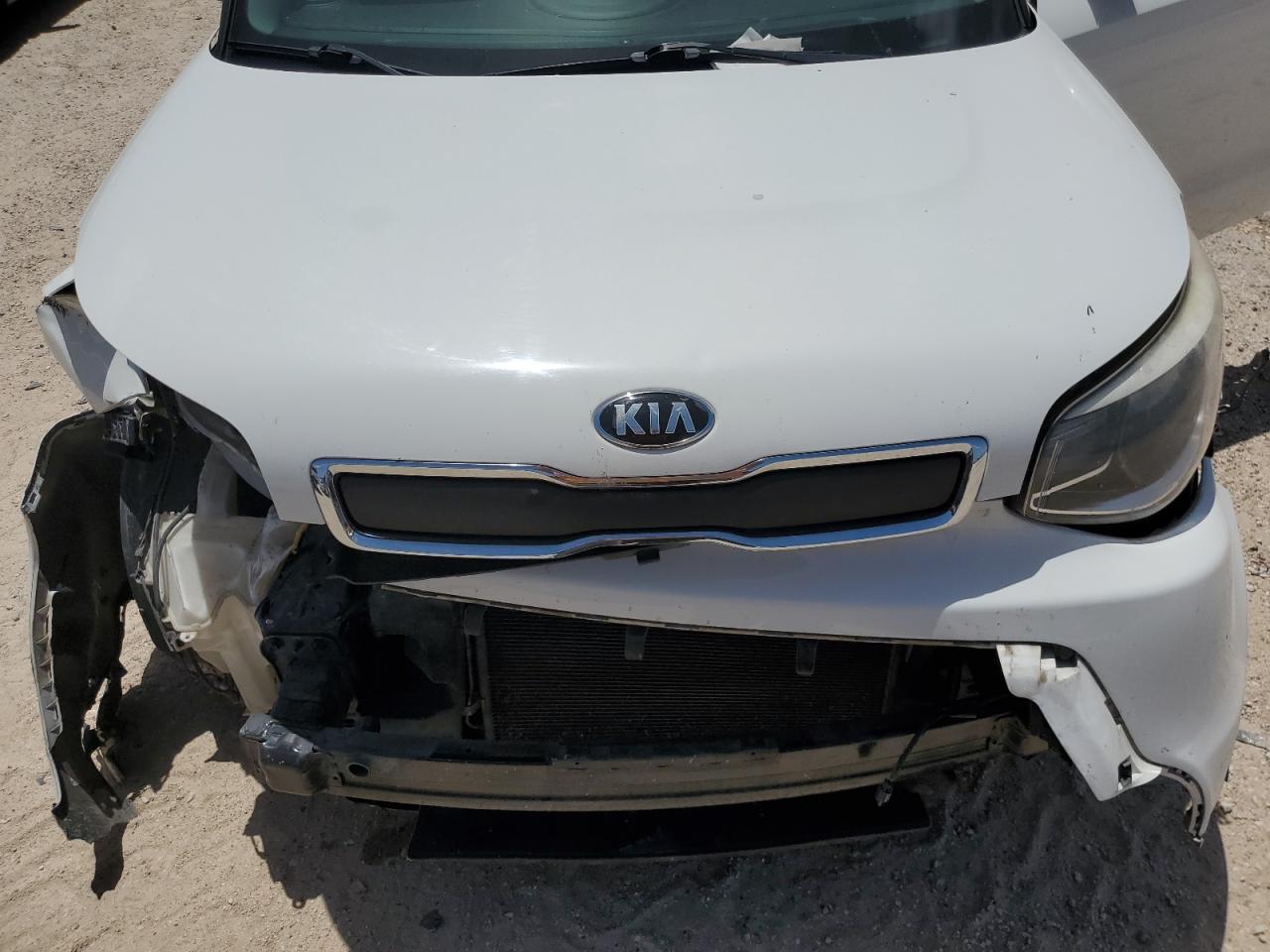 KNDJN2A26G7308289 2016 Kia Soul