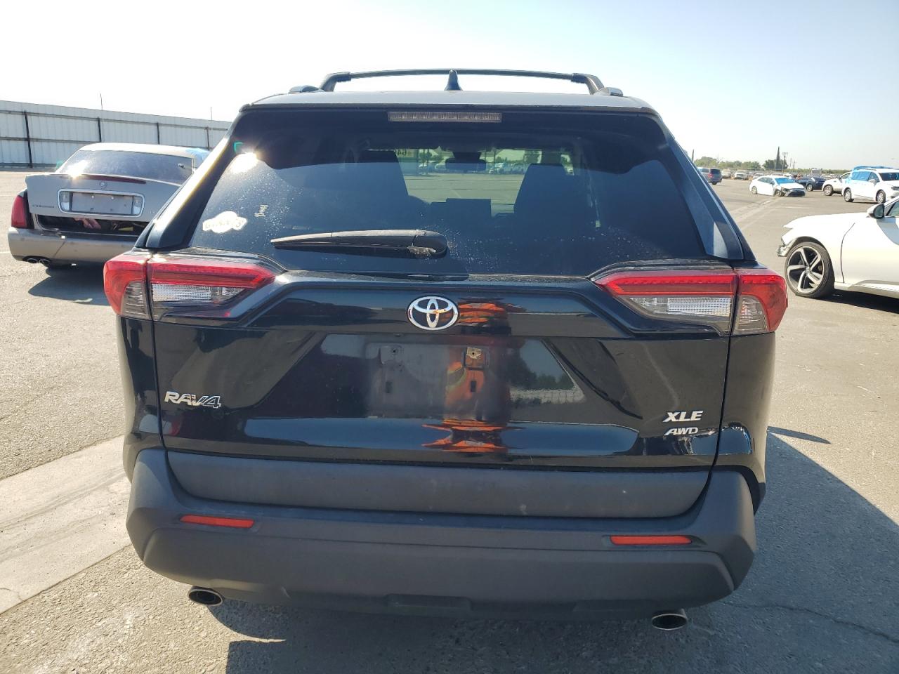 2019 Toyota Rav4 Xle VIN: JTMP1RFV7KD026948 Lot: 64986814