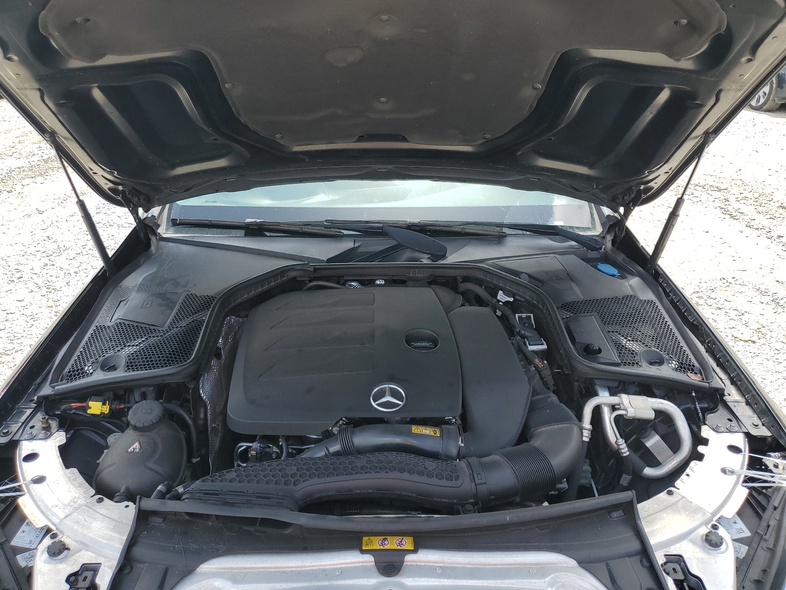 55SWF8DB5KU300980 2019 Mercedes-Benz C 300