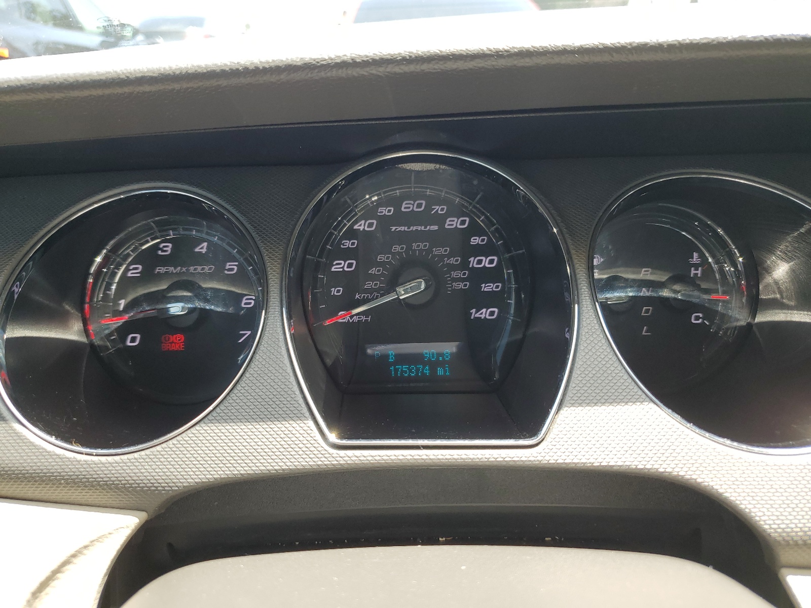 1FAHP2DWXCG135660 2012 Ford Taurus Se