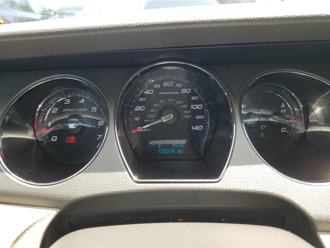 2012 Ford Taurus Se VIN: 1FAHP2DWXCG135660 Lot: 63555974