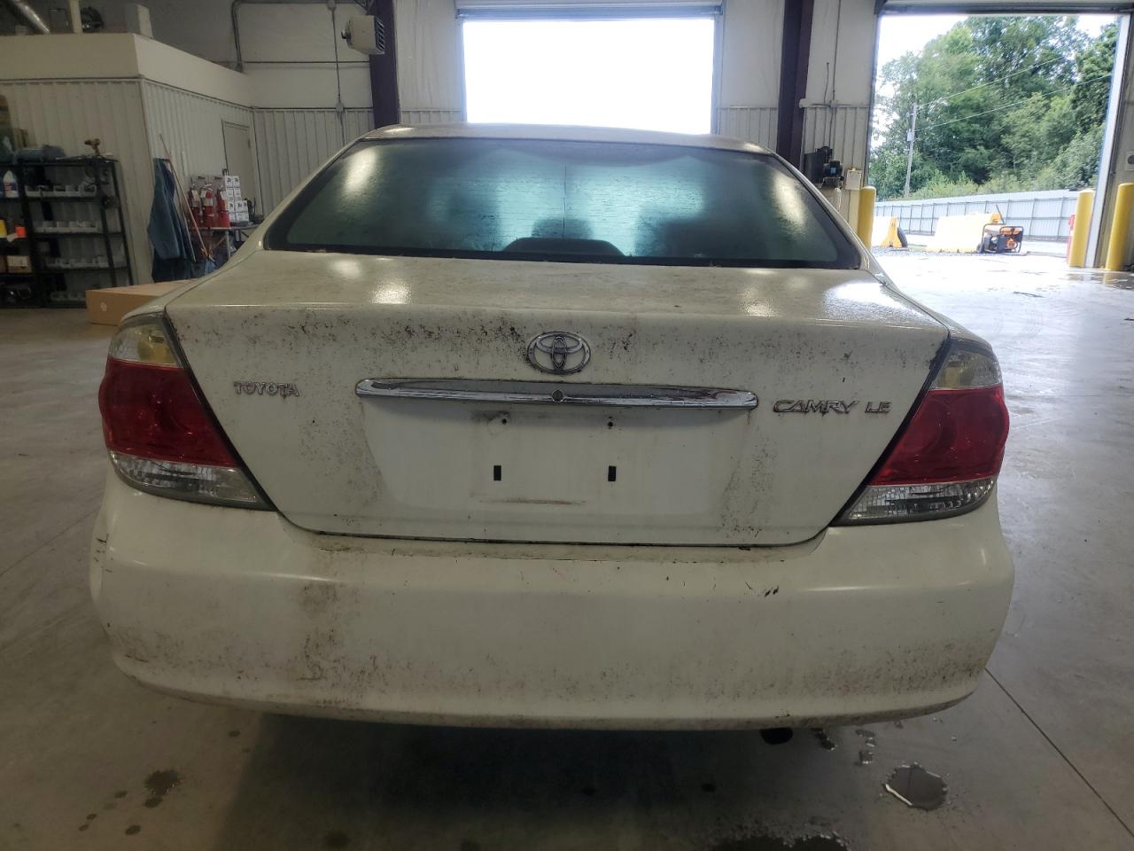 4T1BE32K65U555265 2005 Toyota Camry Le