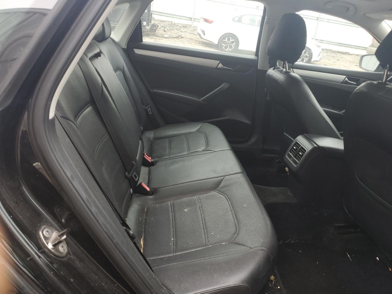 2013 Volkswagen Passat Se VIN: 1VWBP7A32DC072700 Lot: 63192574