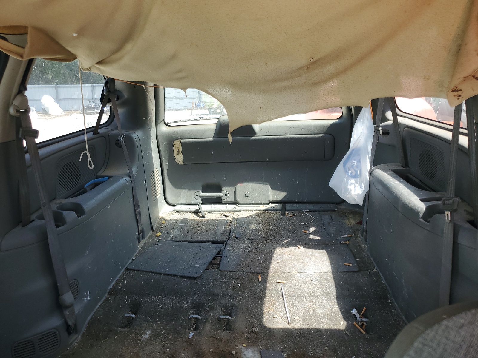 2C4GP44RX5R384926 2005 Chrysler Town & Country Lx