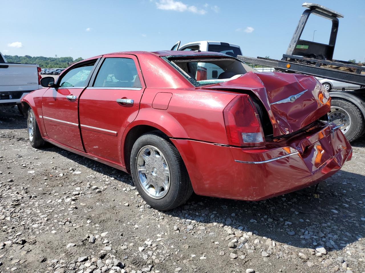 2007 Chrysler 300 - Image 2