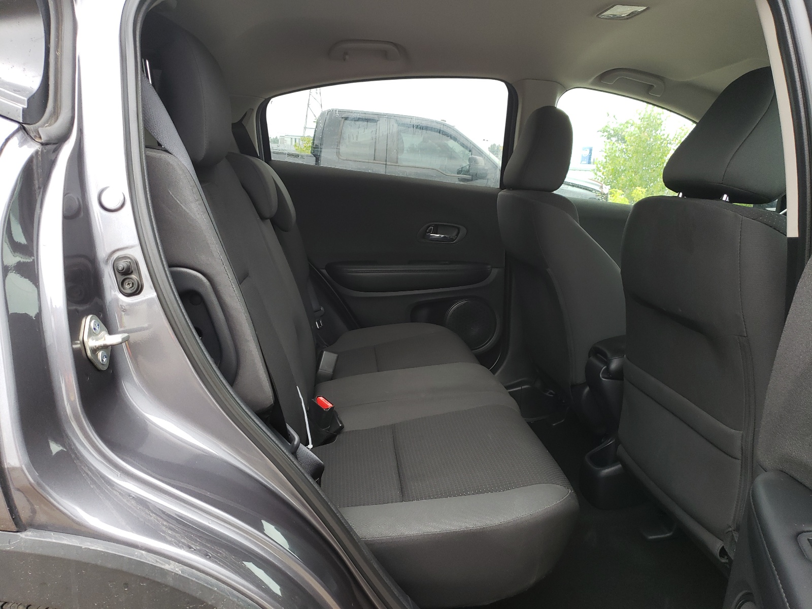 3CZRU6H39KM107197 2019 Honda Hr-V Lx