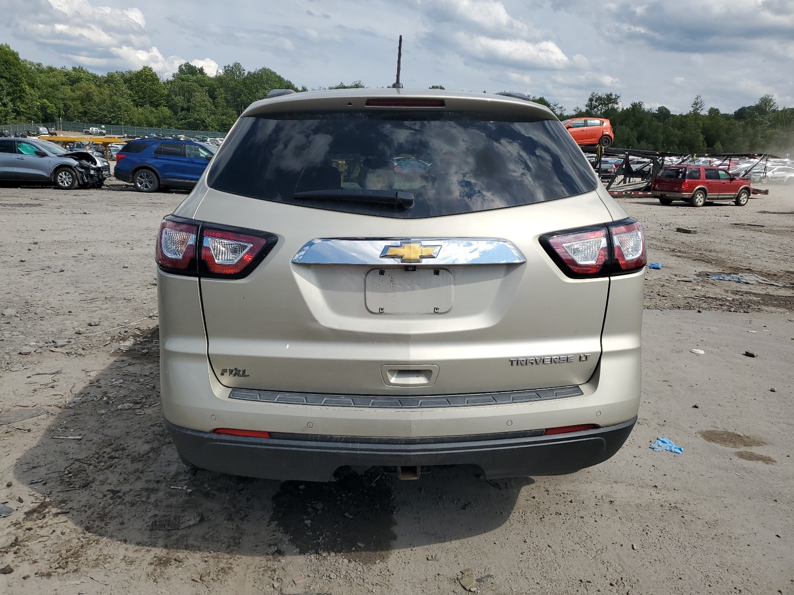 1GNKRHKDXFJ121741 2015 Chevrolet Traverse Lt