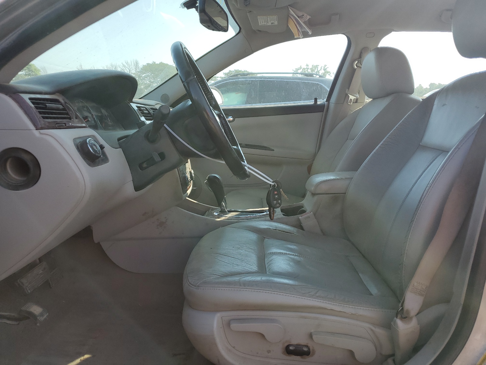 2G1WB5EK1A1153058 2010 Chevrolet Impala Lt