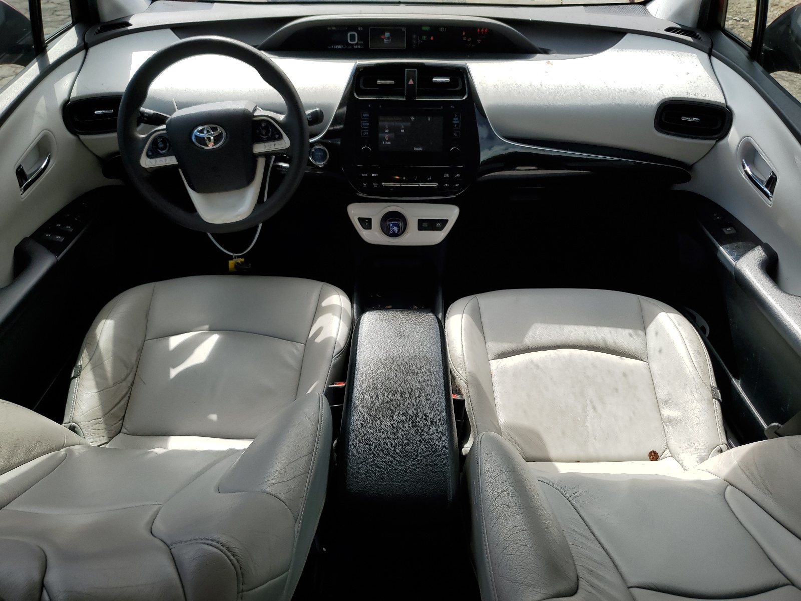 JTDKBRFU7J3074842 2018 Toyota Prius