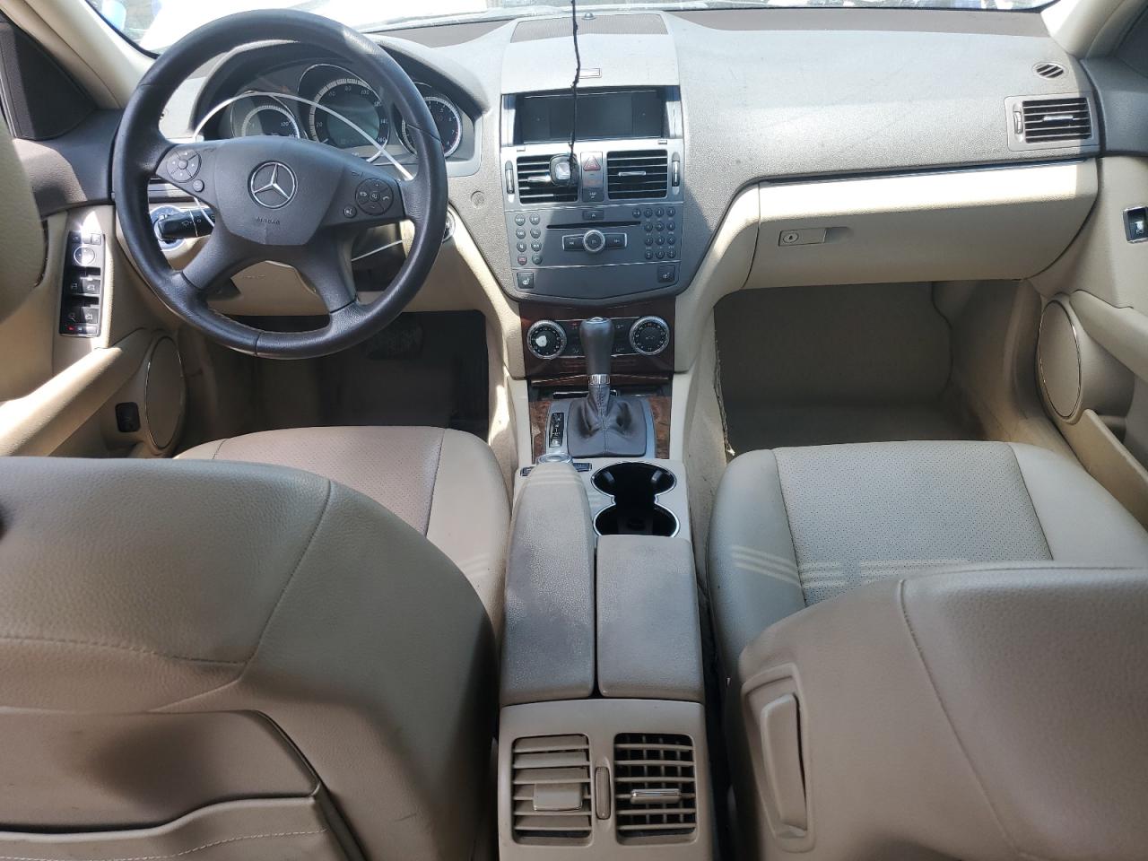 2010 Mercedes-Benz C 300 4Matic VIN: WDDGF8BB4AF405082 Lot: 62984304