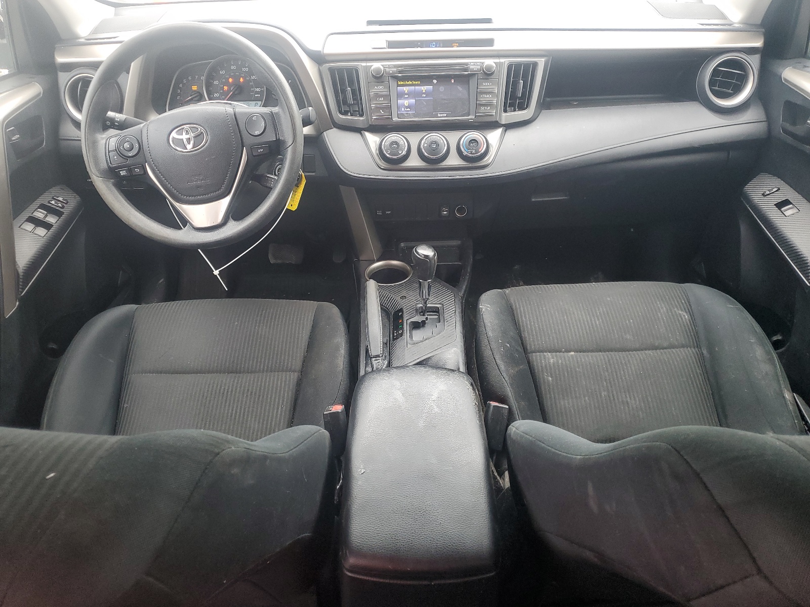 2T3BFREV1FW333103 2015 Toyota Rav4 Le