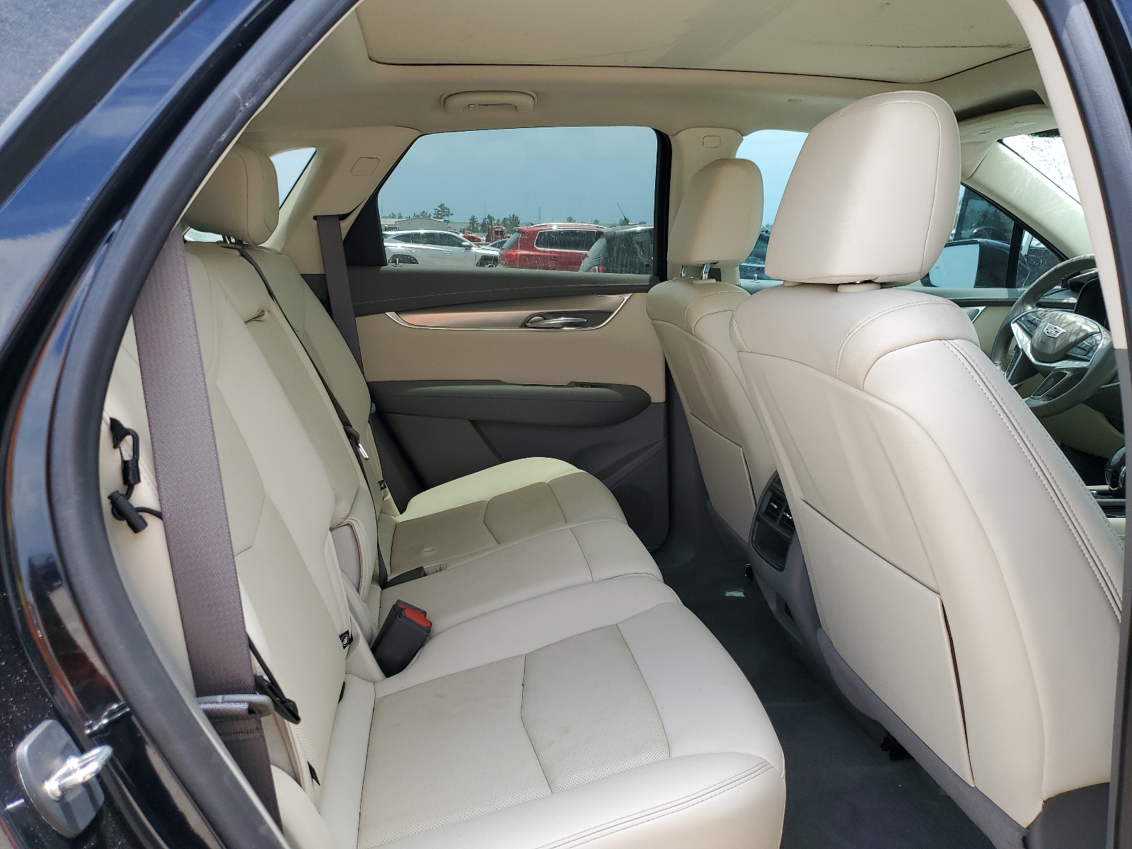 1GYKNCRSXMZ130024 2021 Cadillac Xt5 Premium Luxury