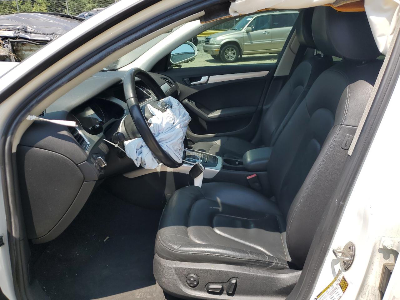 2011 Audi A4 Premium VIN: WAUAFAFLXBN014890 Lot: 64879094