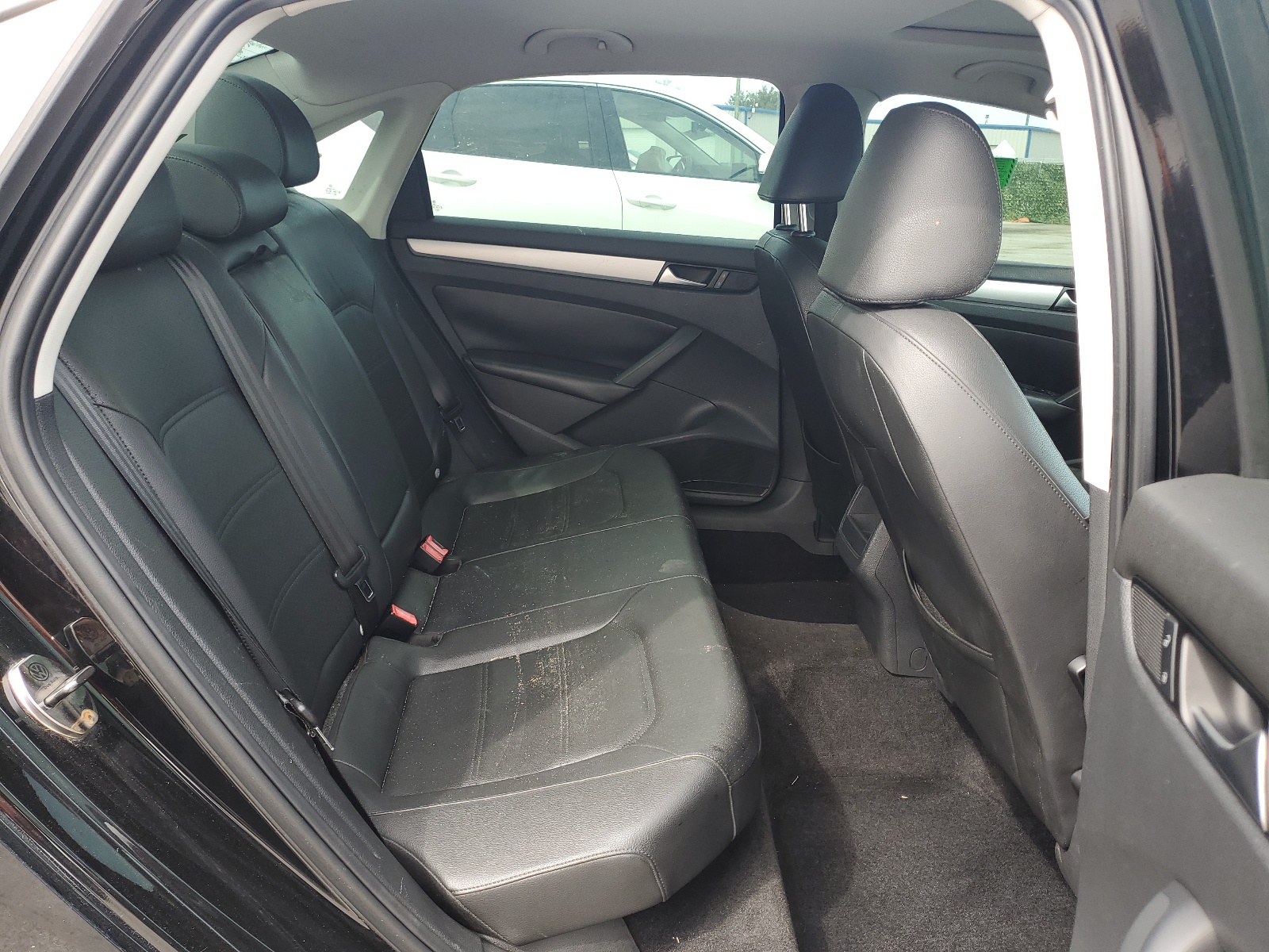 1VWBN7A30CC068309 2012 Volkswagen Passat Se