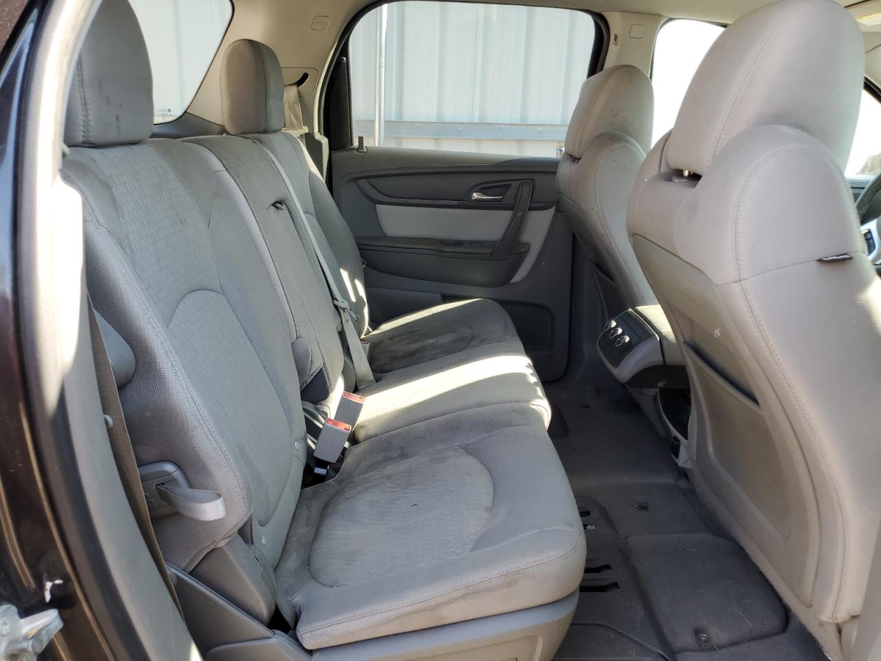 2015 GMC Acadia - Image 11