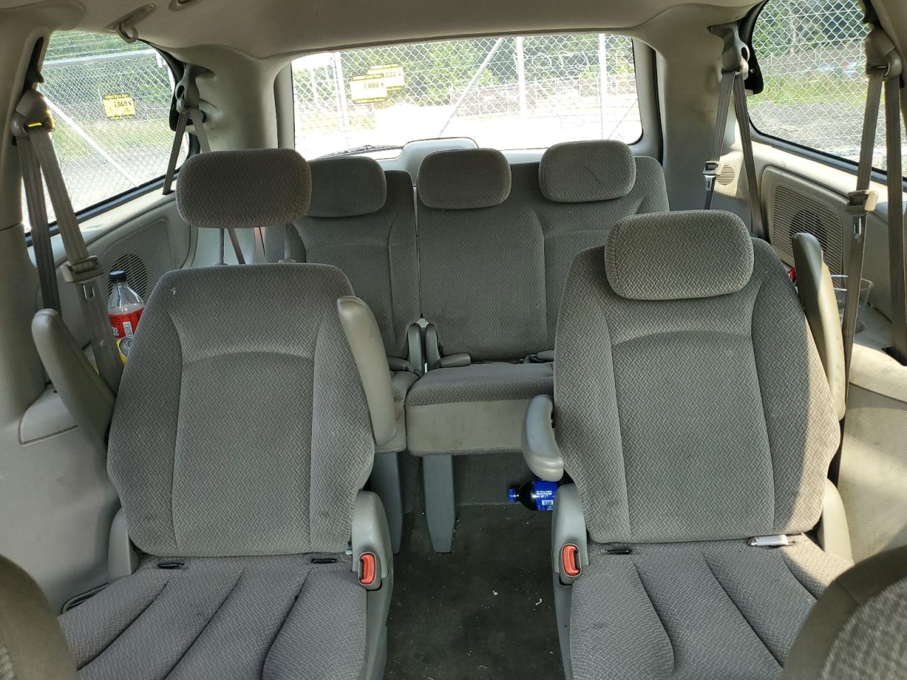 2005 Dodge Grand Caravan Se VIN: 2D4GP24R65R145560 Lot: 64779764