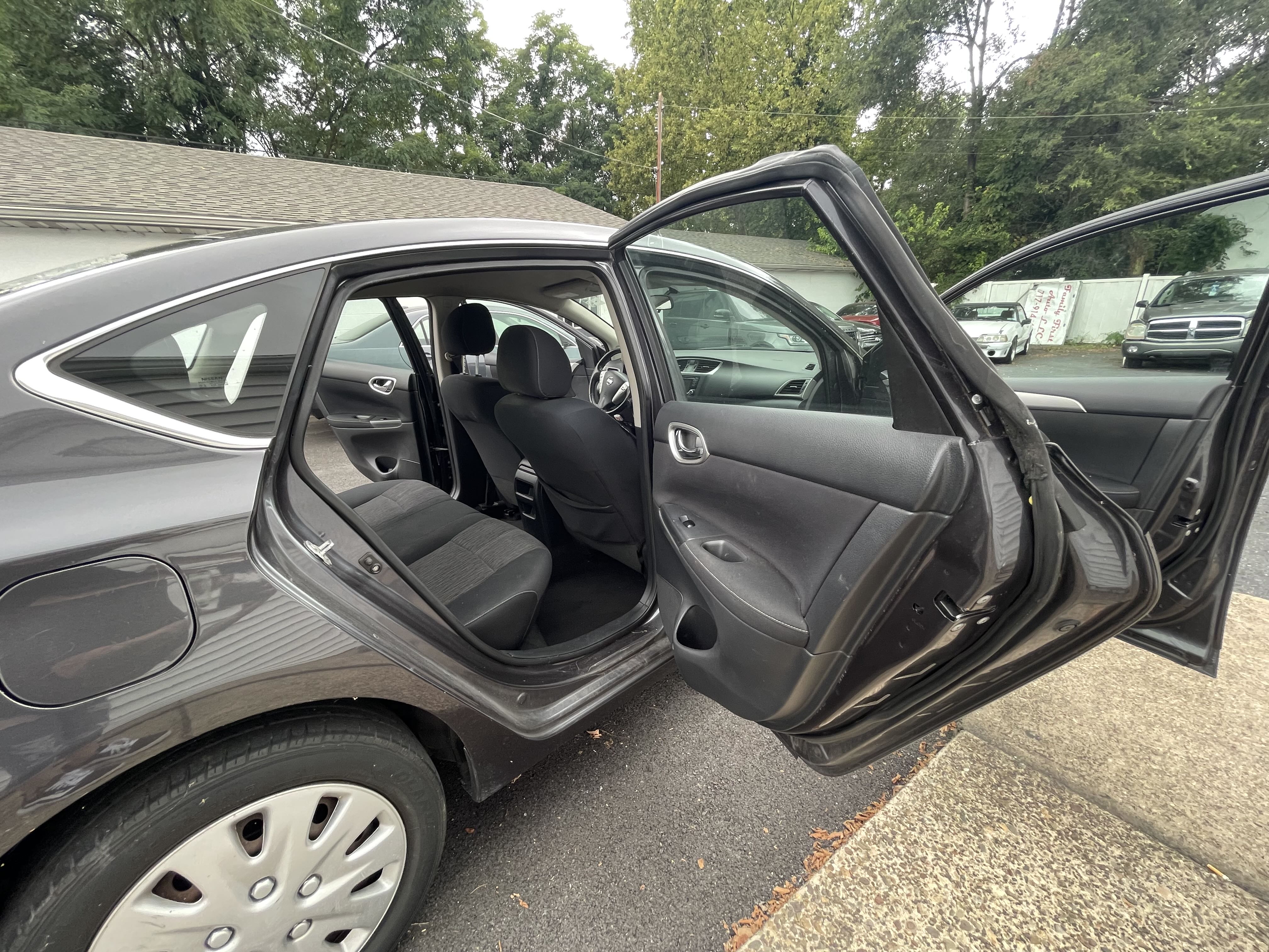 2015 Nissan Sentra S vin: 3N1AB7AP5FL633885