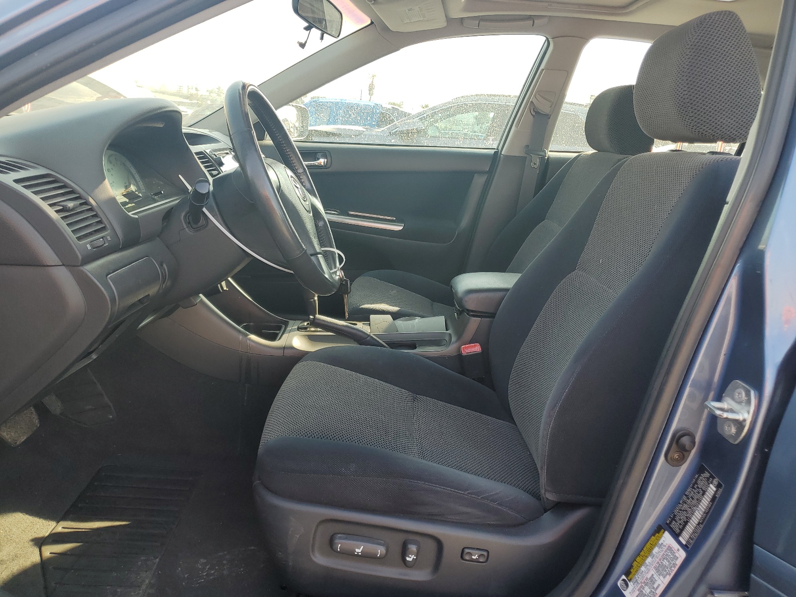 4T1BE32K74U817485 2004 Toyota Camry Le