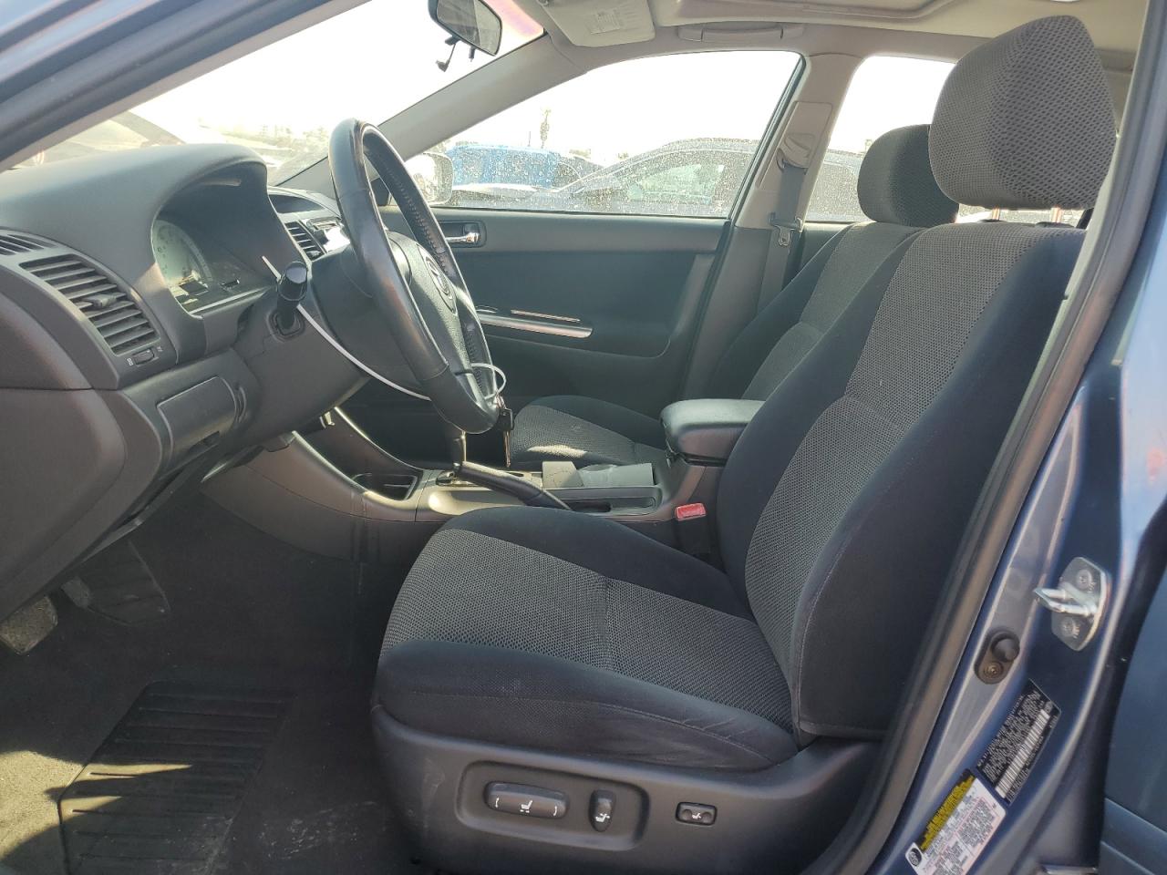 2004 Toyota Camry Le VIN: 4T1BE32K74U817485 Lot: 64509984