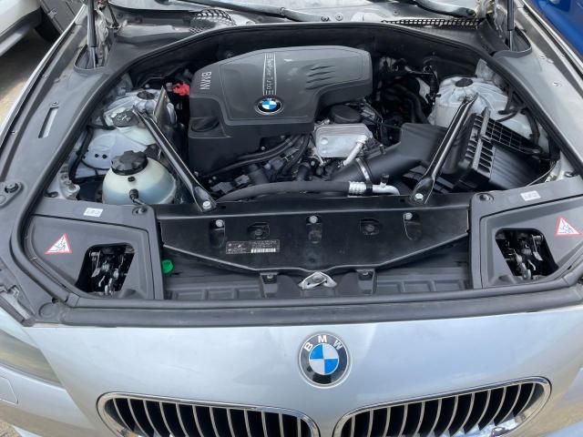 Седани BMW 5 SERIES 2013 Сріблястий