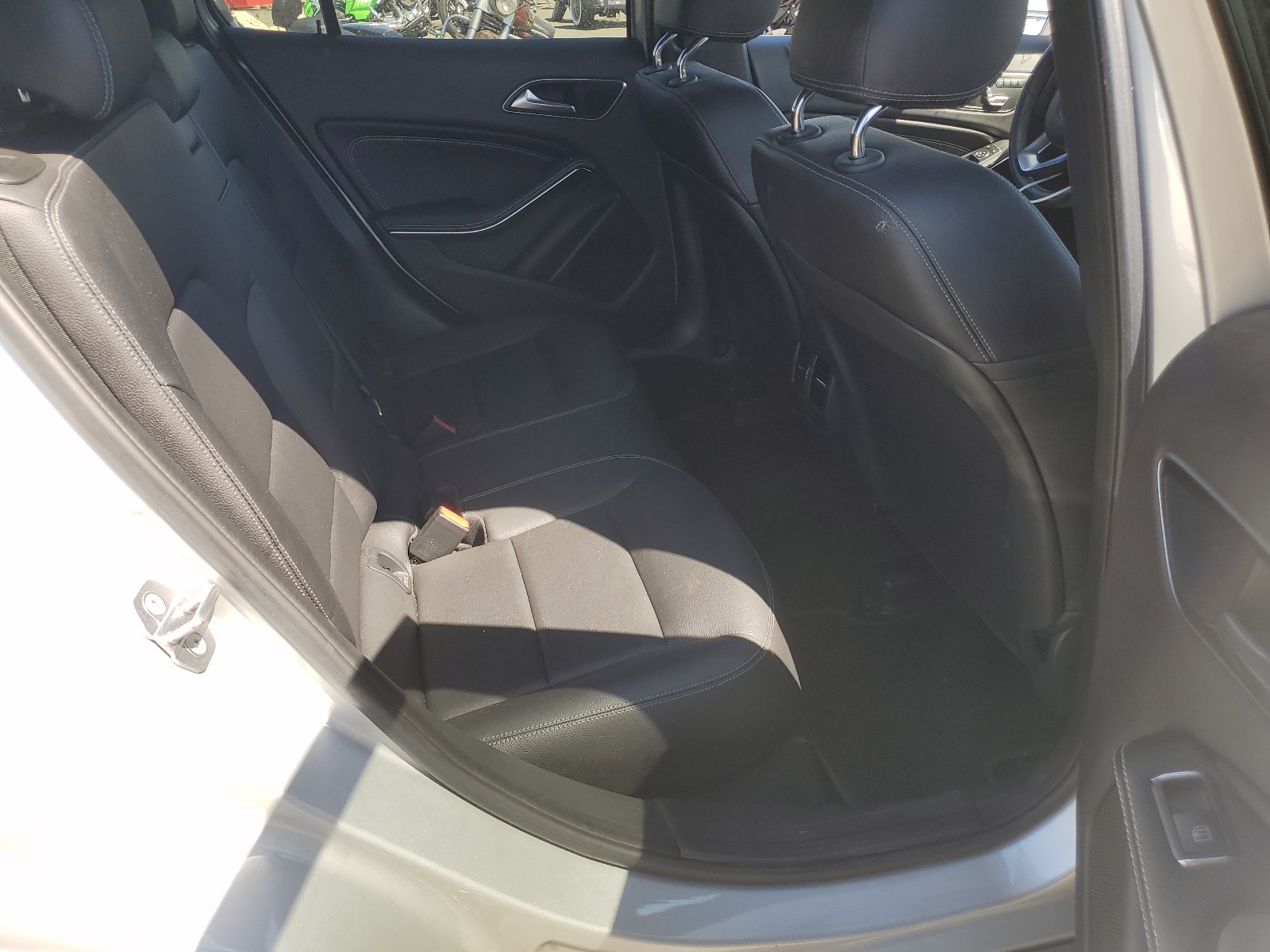 WDCTG4GB0JJ477492 2018 Mercedes-Benz Gla 250 4Matic