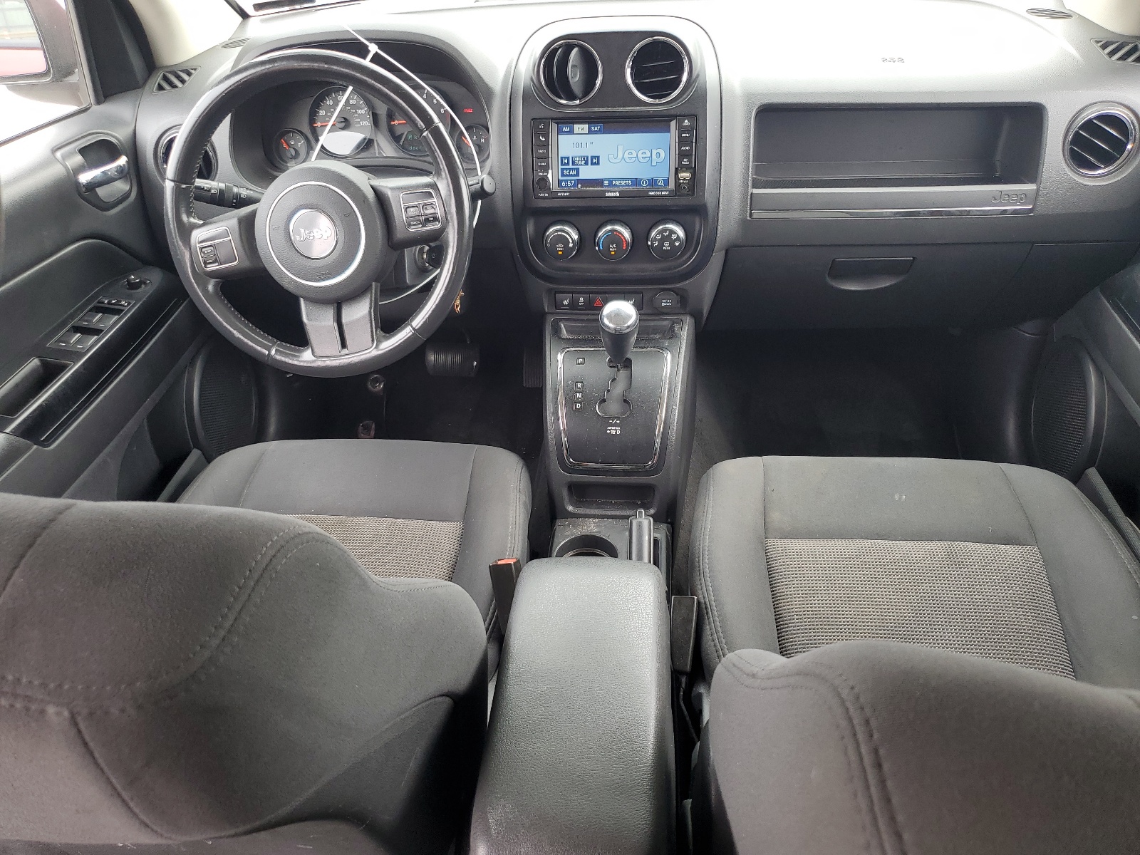 1C4NJCEBXCD704606 2012 Jeep Compass Latitude