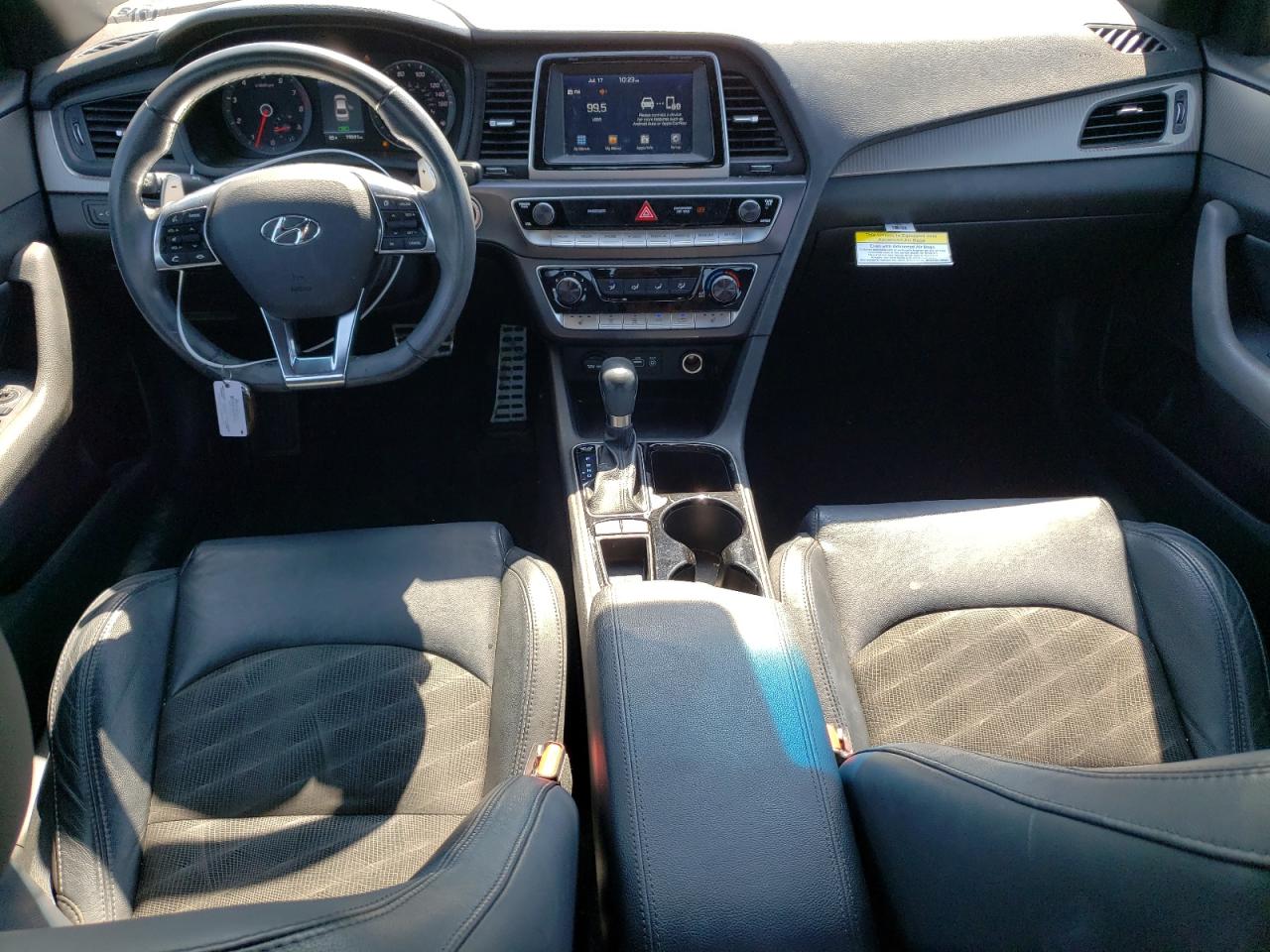 2018 Hyundai Sonata - Image 8