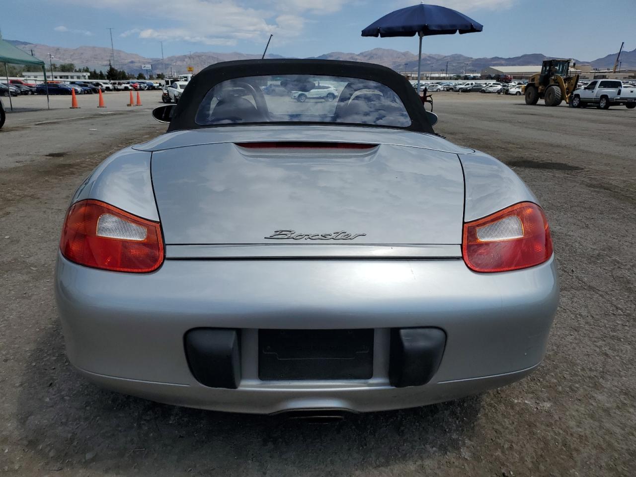 2000 Porsche Boxster VIN: WP0CA298XYU620289 Lot: 64124724