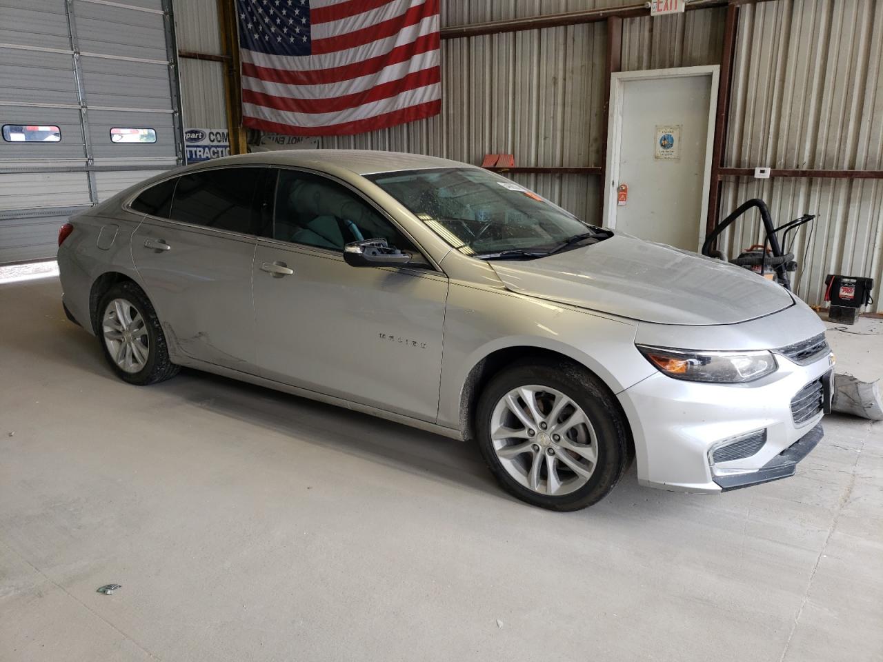 2018 Chevrolet Malibu - Image 4
