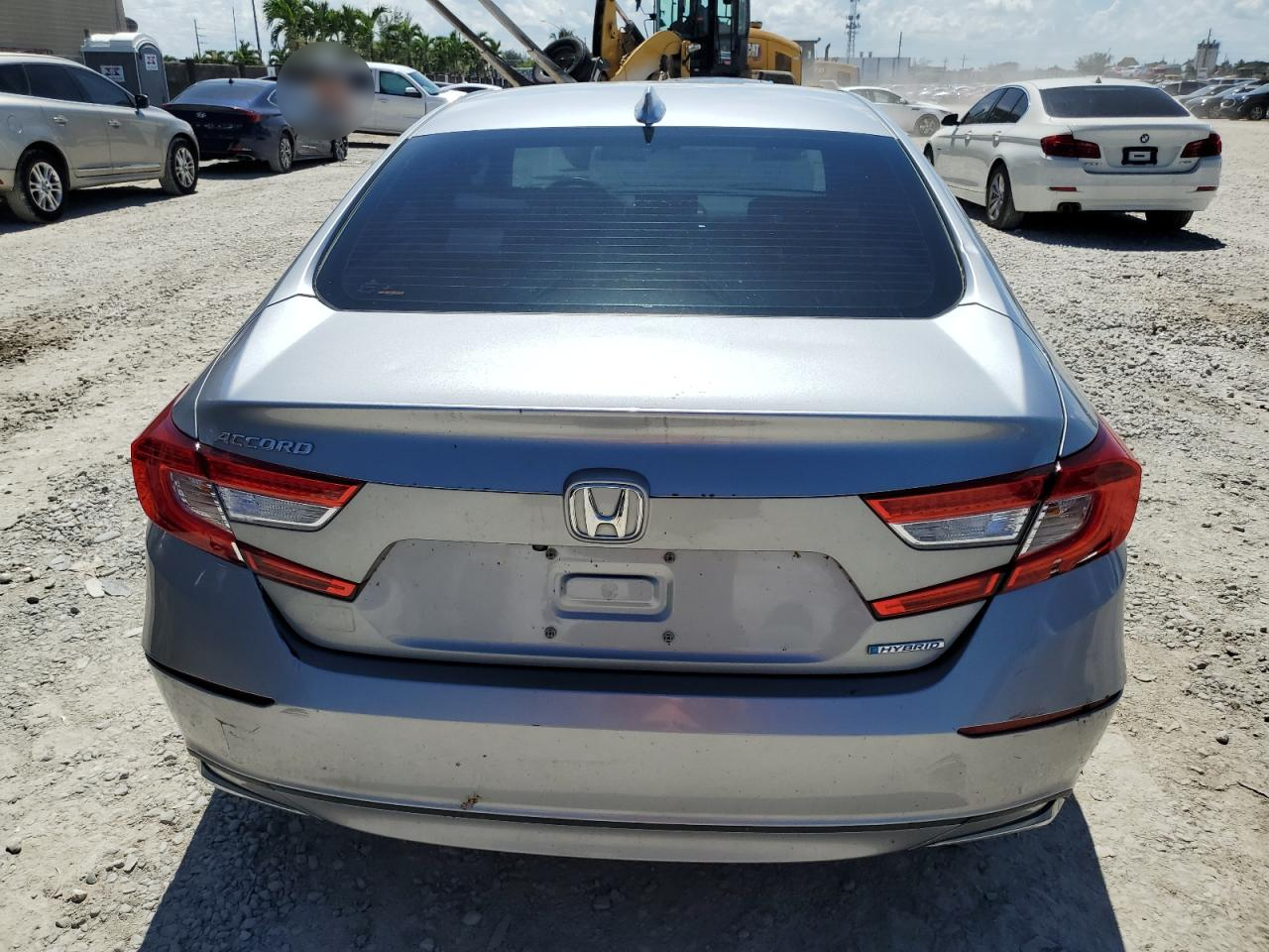 2018 Honda Accord Hybrid vin: 1HGCV3F11JA002501