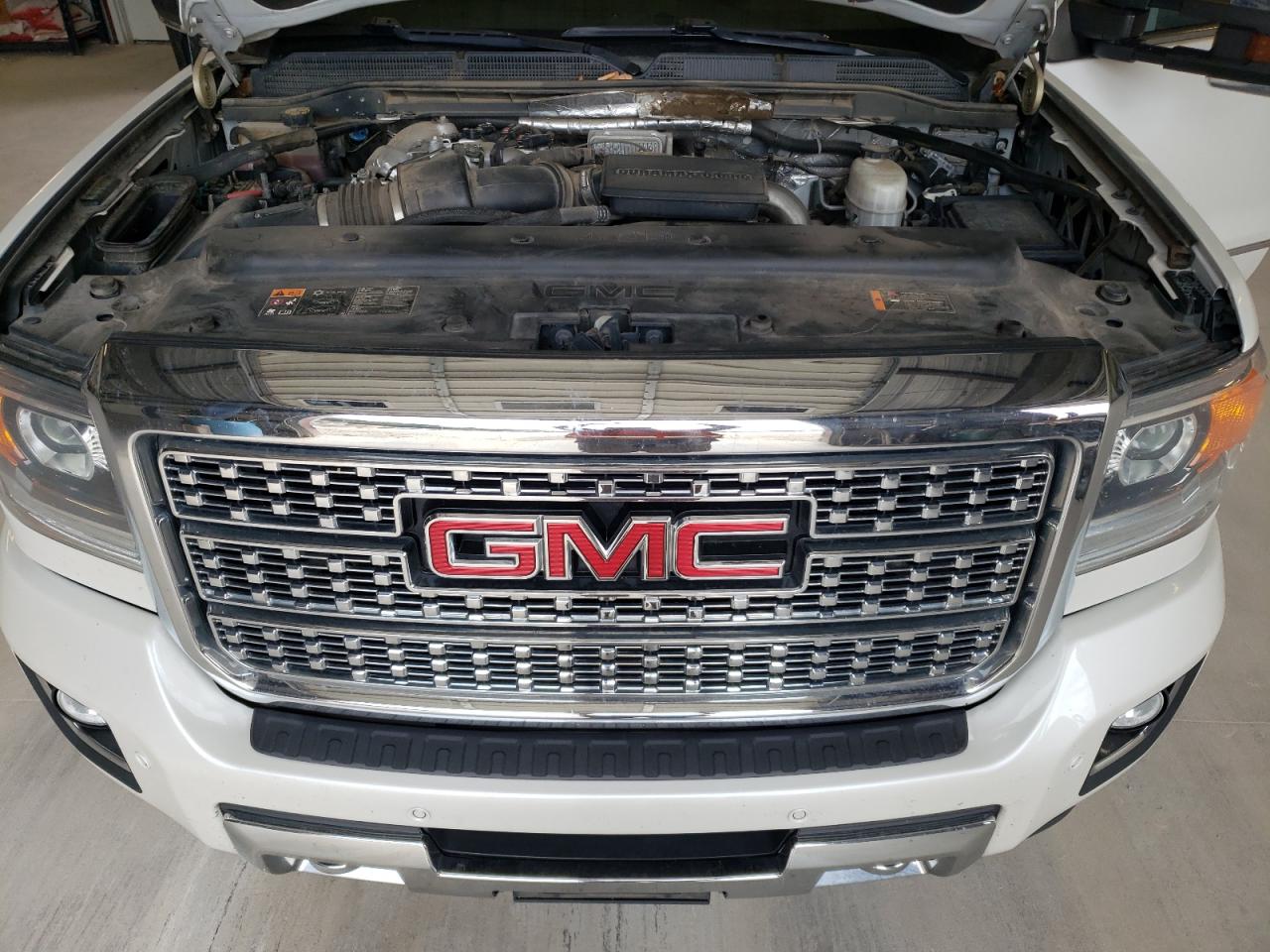 1GT12SEY8KF188842 2019 GMC Sierra K2500 Denali