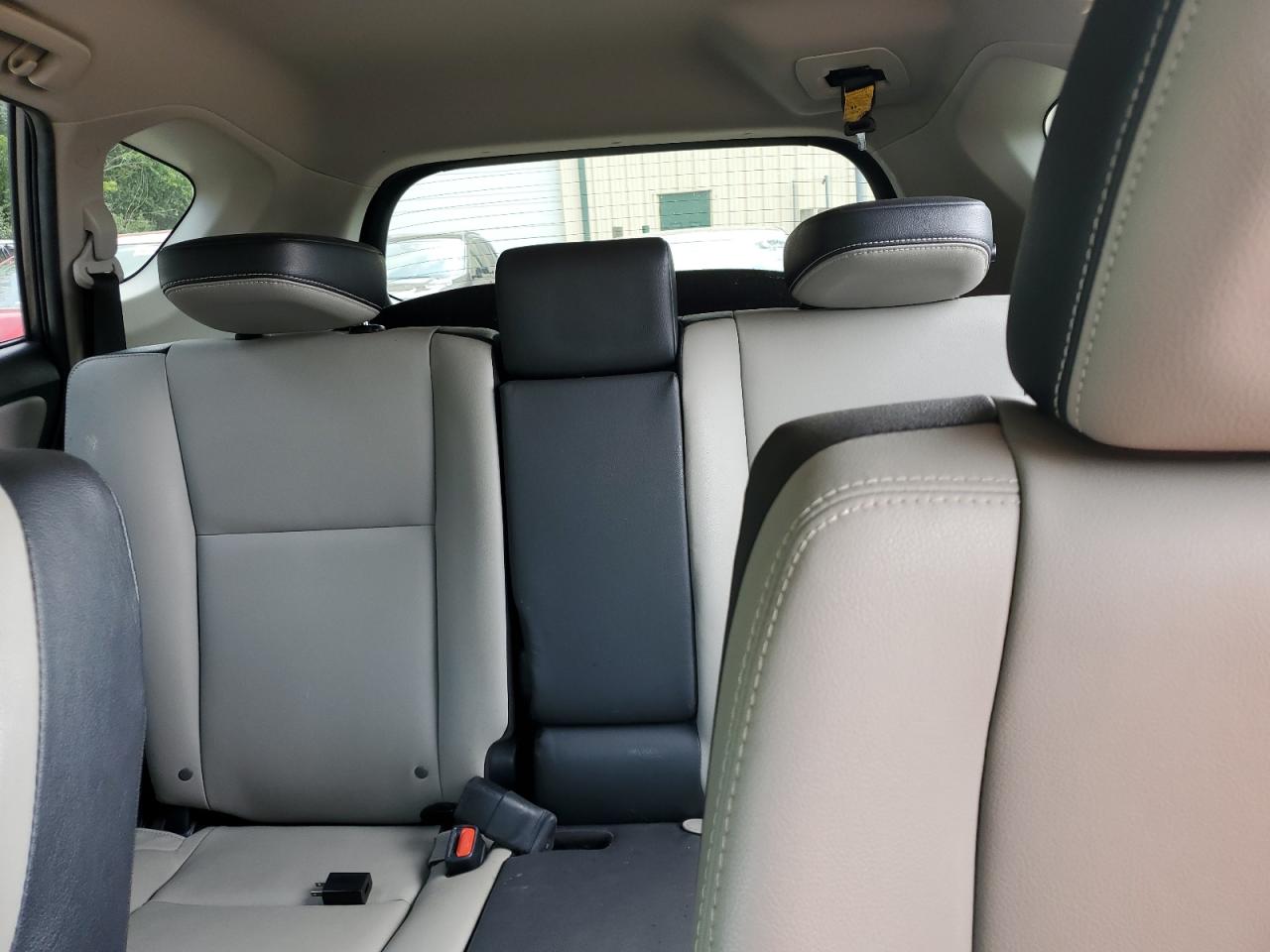 2017 Toyota Rav4 Limited VIN: JTMDFREV2HJ715425 Lot: 65056504