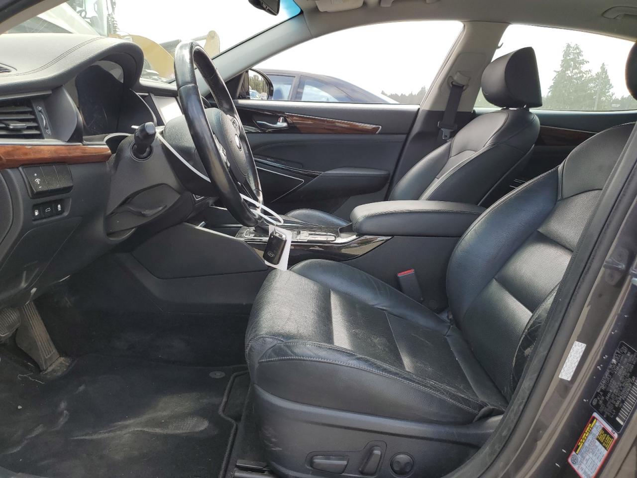 2017 Kia Cadenza Premium VIN: KNALB4J10H5036501 Lot: 64830534