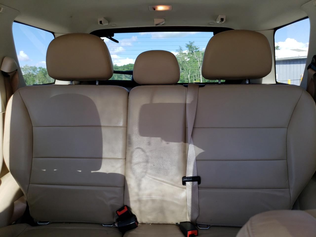 2010 Ford Escape Limited VIN: 1FMCU9EG1AKC42132 Lot: 61165524