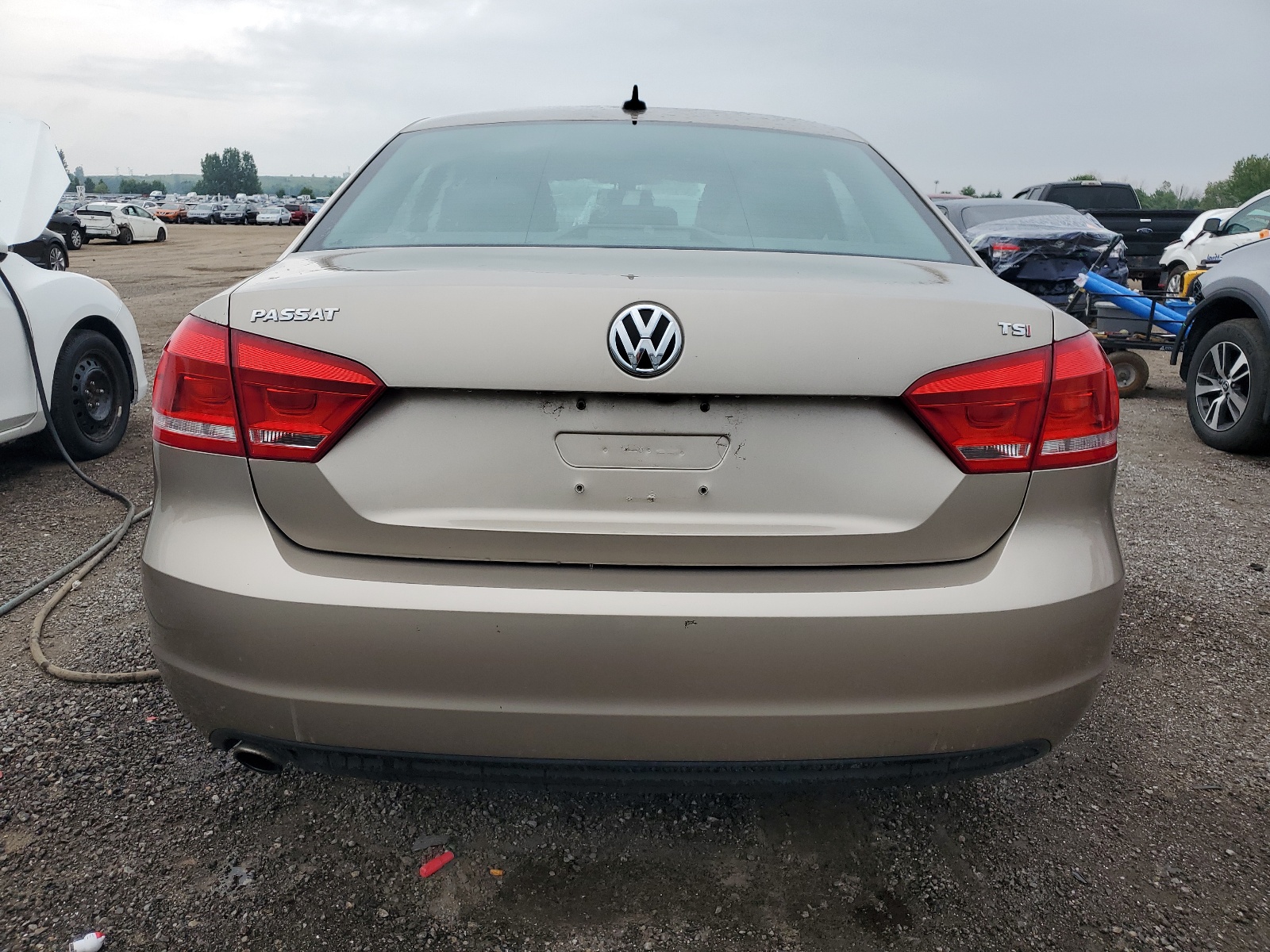 1VWBS7A31FC119524 2015 Volkswagen Passat Se