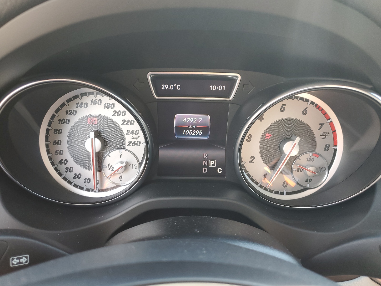 WDCTG4GB8GJ195383 2016 Mercedes-Benz Gla 250 4Matic