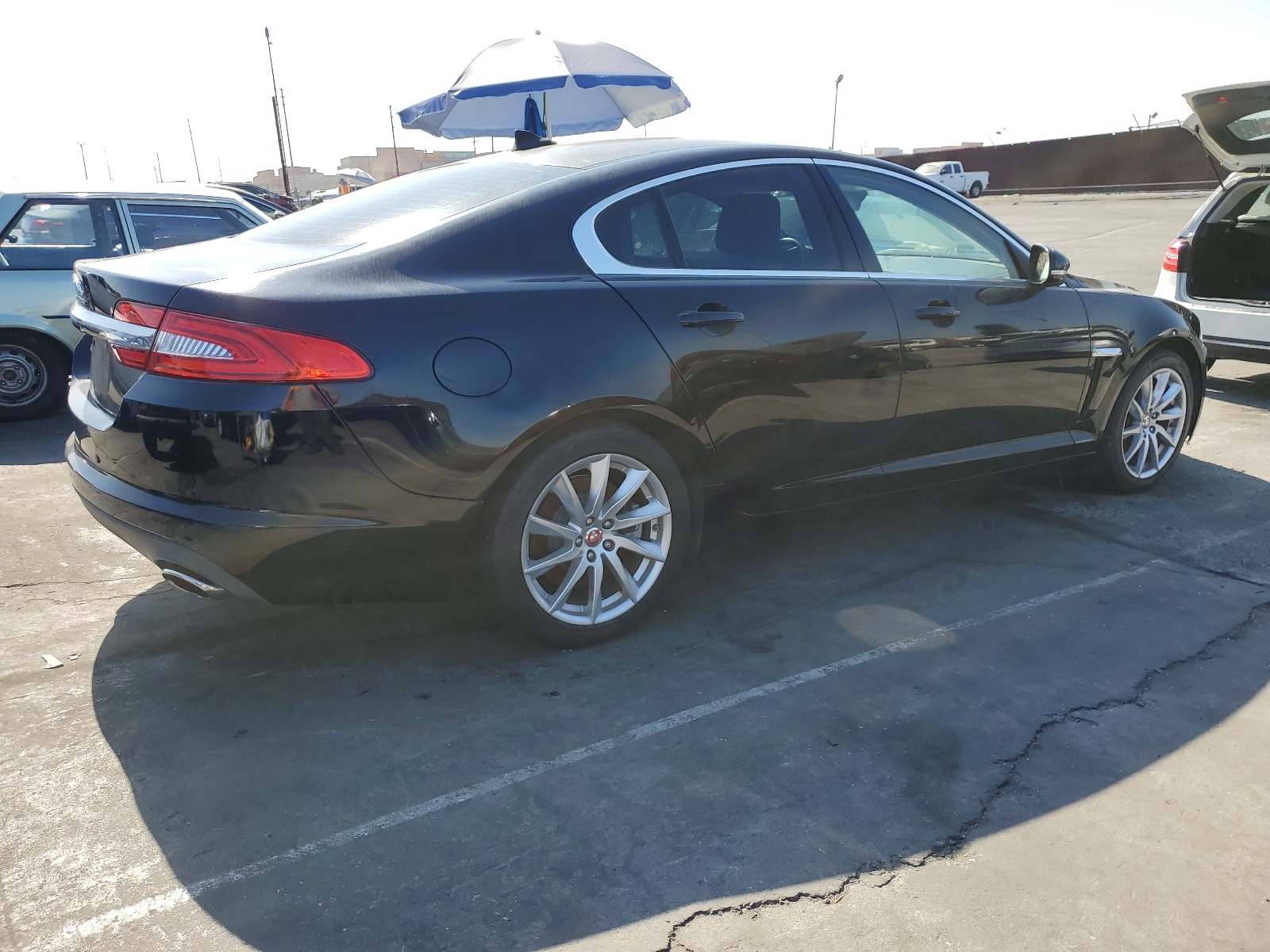 2014 Jaguar Xf vin: SAJWA0ES9EPU20471