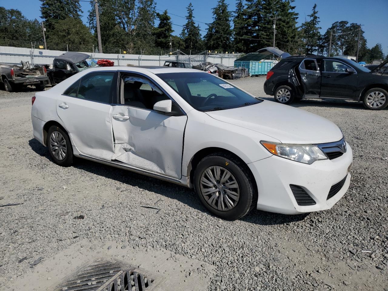 VIN 4T1BF1FK0DU675010 2013 TOYOTA CAMRY no.4