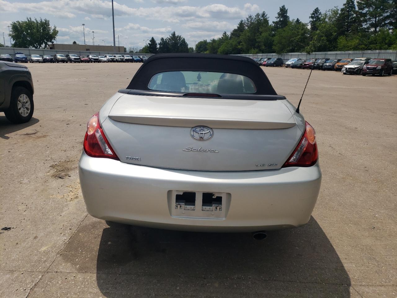 2004 Toyota Camry Solara Se VIN: 4T1FA38P44U038545 Lot: 64044004