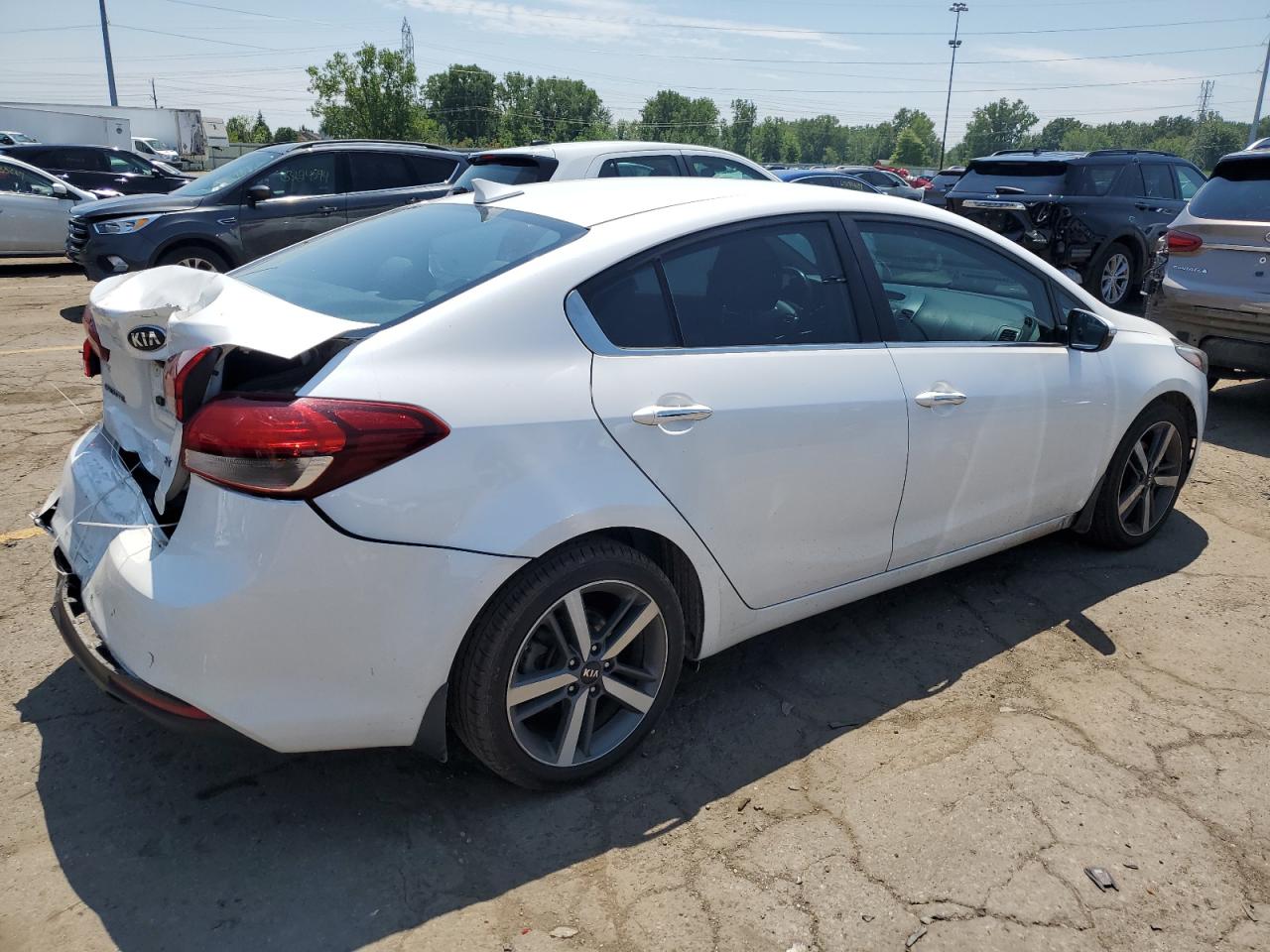 2017 Kia Forte Ex VIN: 3KPFL4A84HE071346 Lot: 63210014