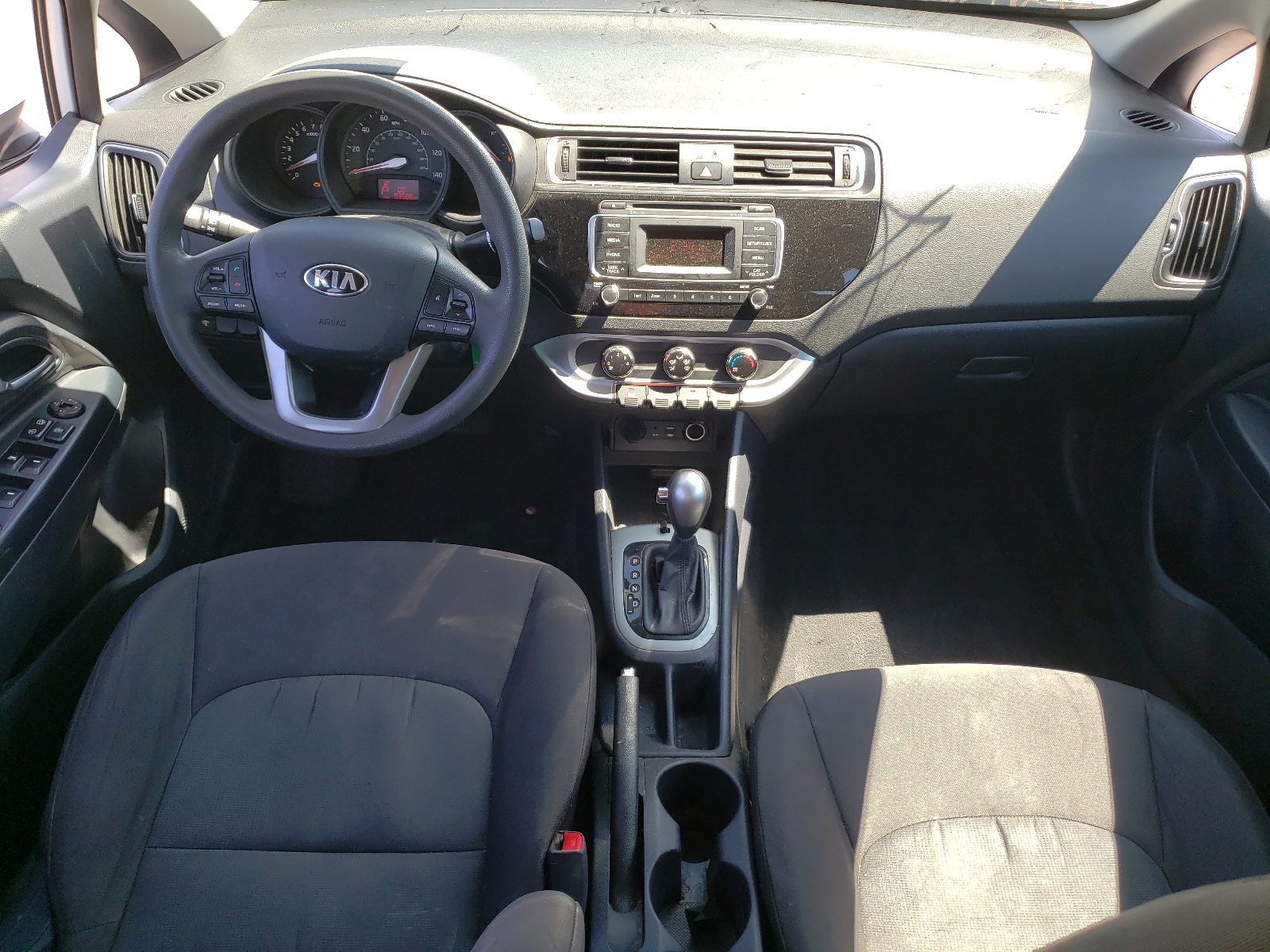 KNADM4A30H6012063 2017 Kia Rio Lx