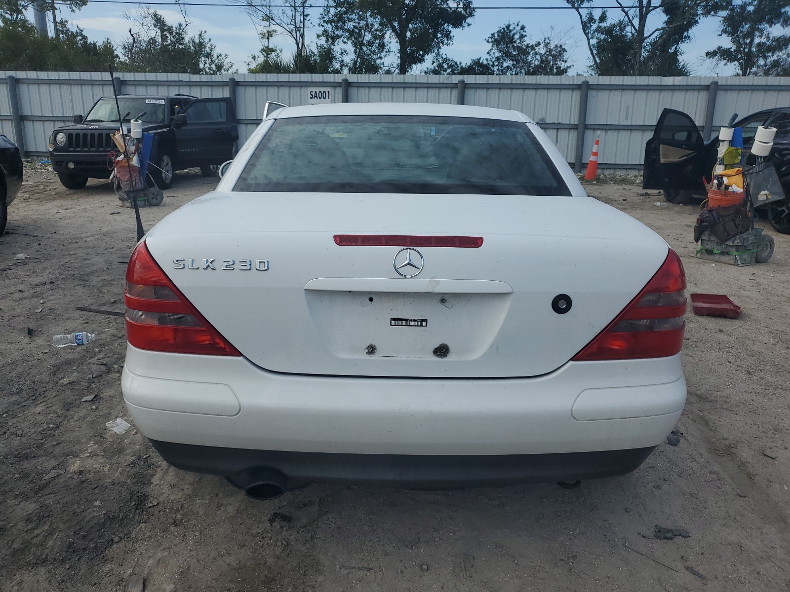 WDBKK47F9WF047388 1998 Mercedes-Benz Slk 230 Kompressor