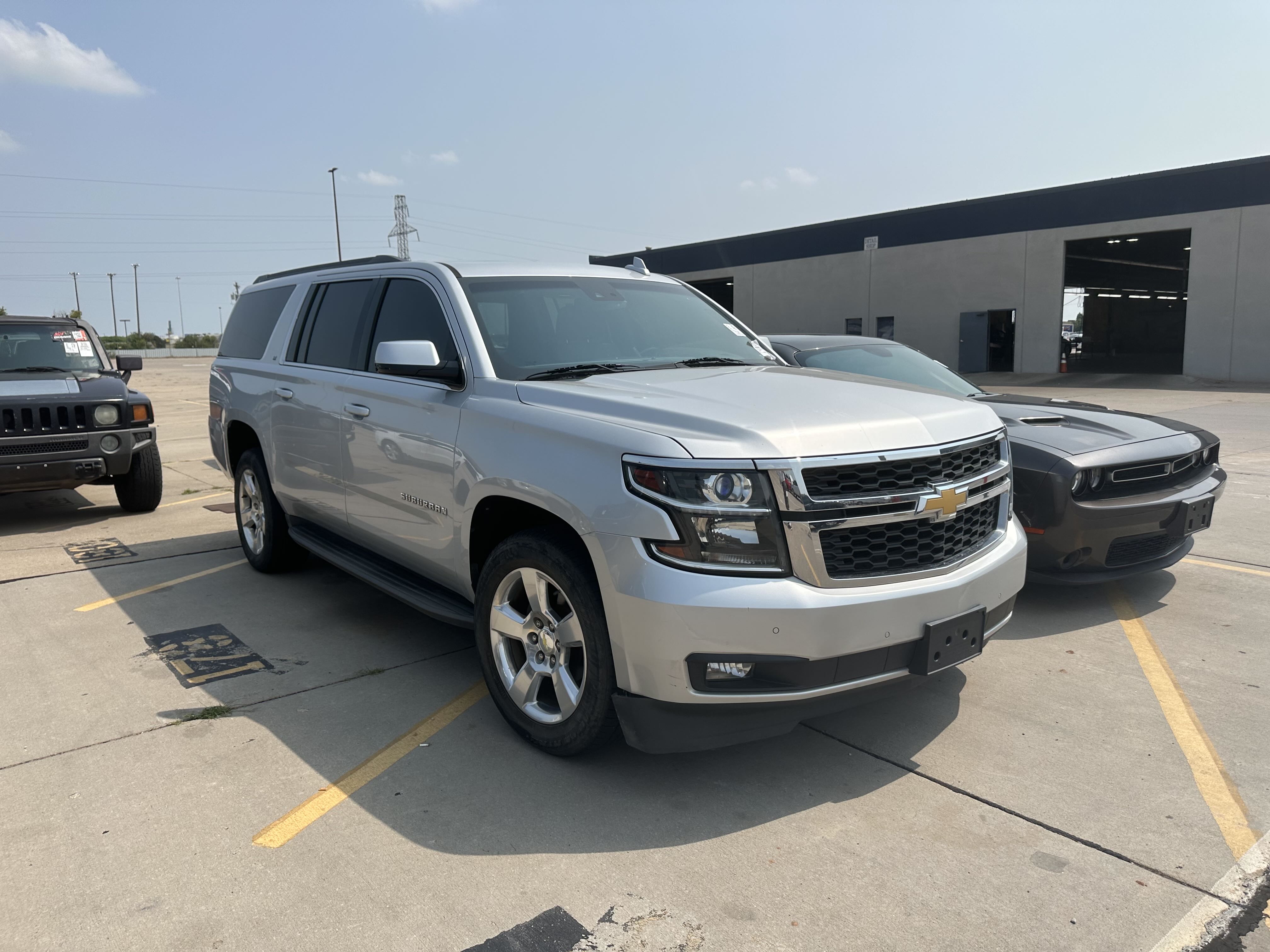 2016 Chevrolet Suburban C1500 Lt vin: 1GNSCHKC4GR189495