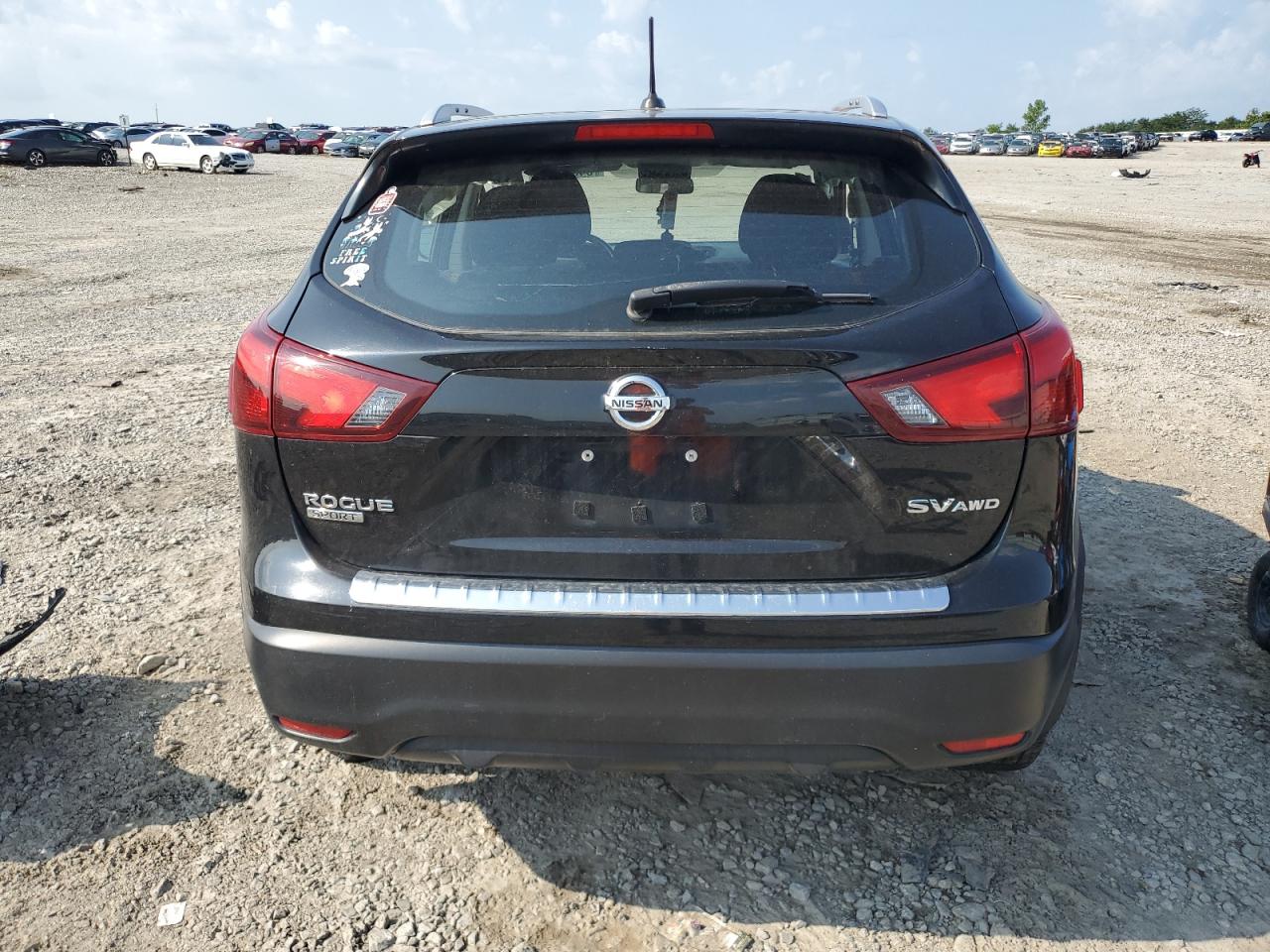 2017 Nissan Rogue Sport S VIN: JN1BJ1CR4HW129134 Lot: 64680444