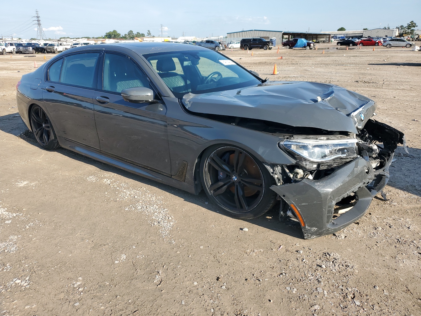 2018 BMW 750 Xi vin: WBA7F2C50JG423988