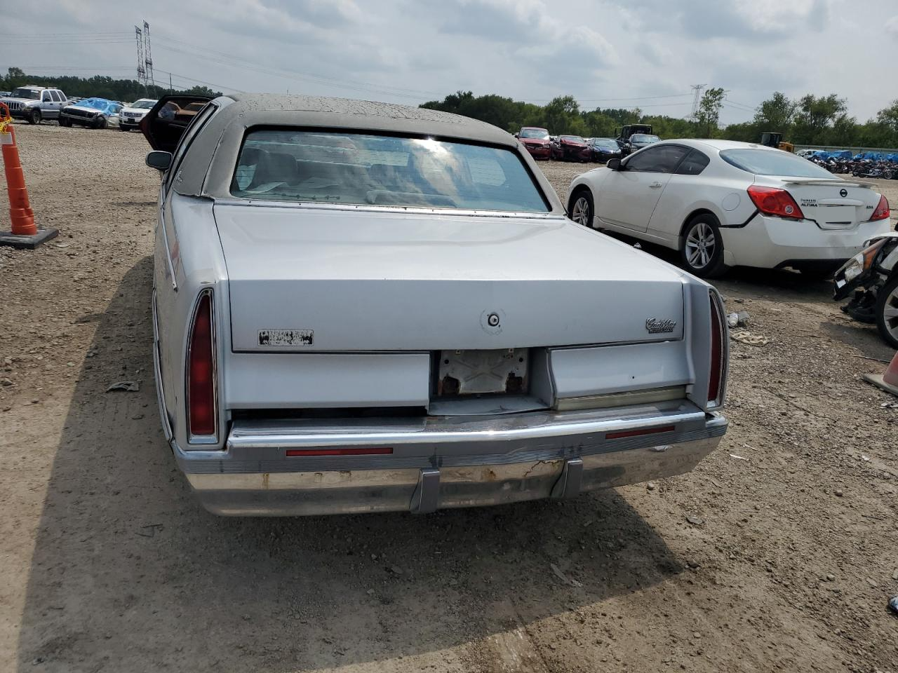 1G6DW5271PR713005 1993 Cadillac Fleetwood Chassis